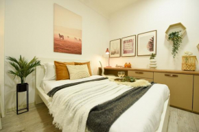 Ideal Home - Spacious & Modern Accommodation near Unirii Square